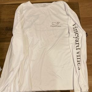 M Vineyard Vines White Long Sleeve Althletic Shirt